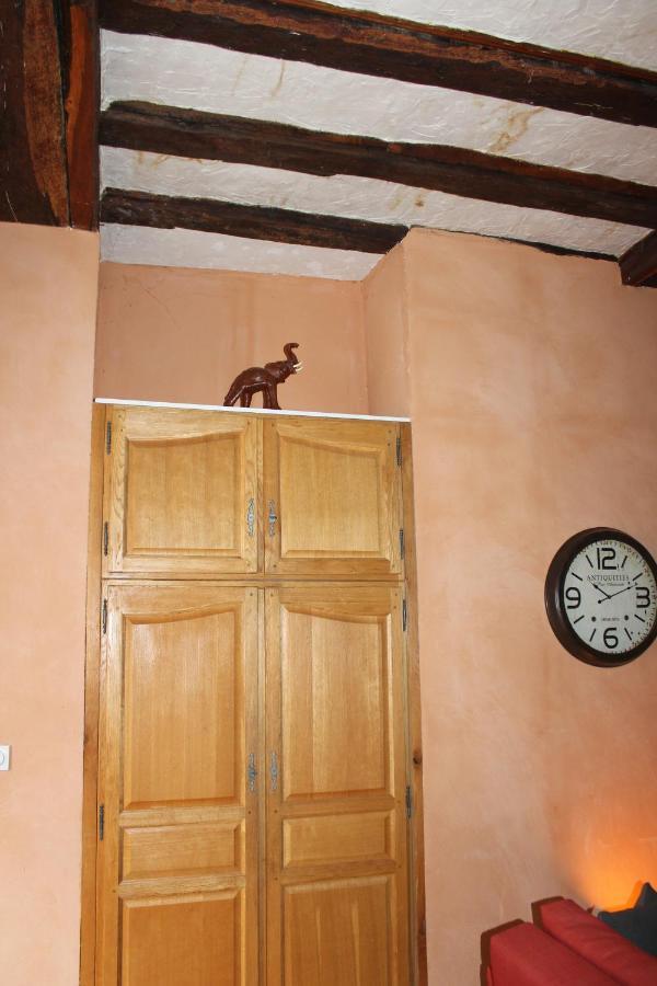 Grand Appartement Historique Rue Colbert Tours Exterior foto